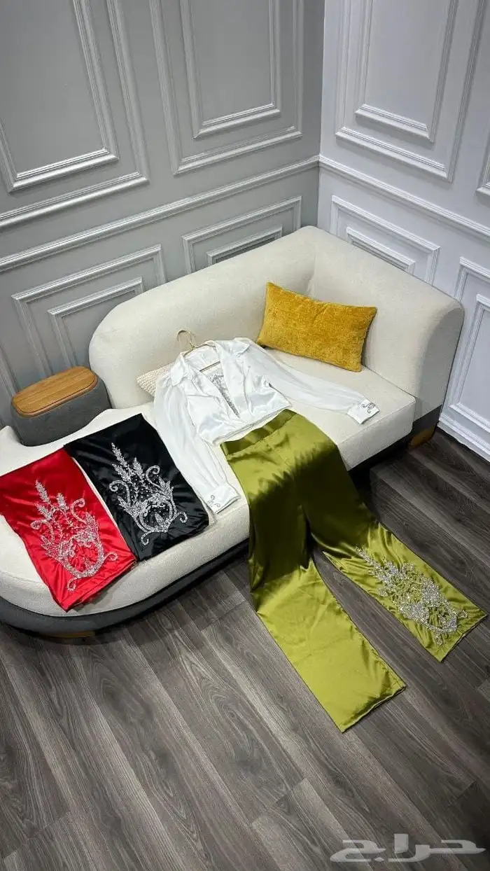 عروض اليوم الوطني فساتين سهرات و مناسبات ب 195 ريال عرض 17