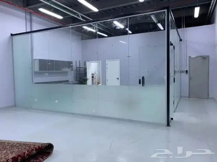 واجهات زجاج سكريت مكاتب 4