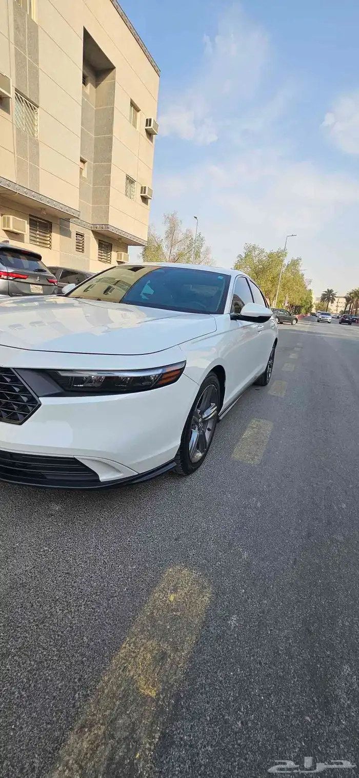 للبيع هوندا أكورد 2024 نص فل الموتر شبه وكالة لا مانع بالبدل 6