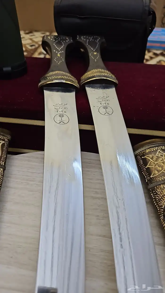 خناجر ذريع من الفولاذ الحر الصافي 3