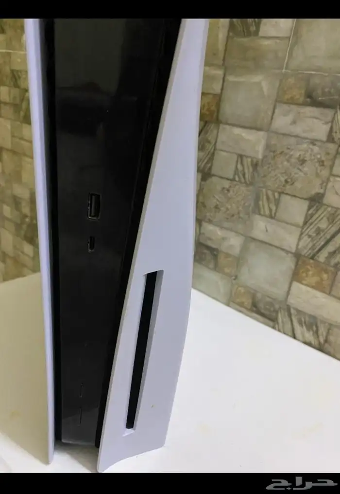 --- للبيع سوني فايف PS5 نظيف جد ا كيبورد وماوس RGB جا 2