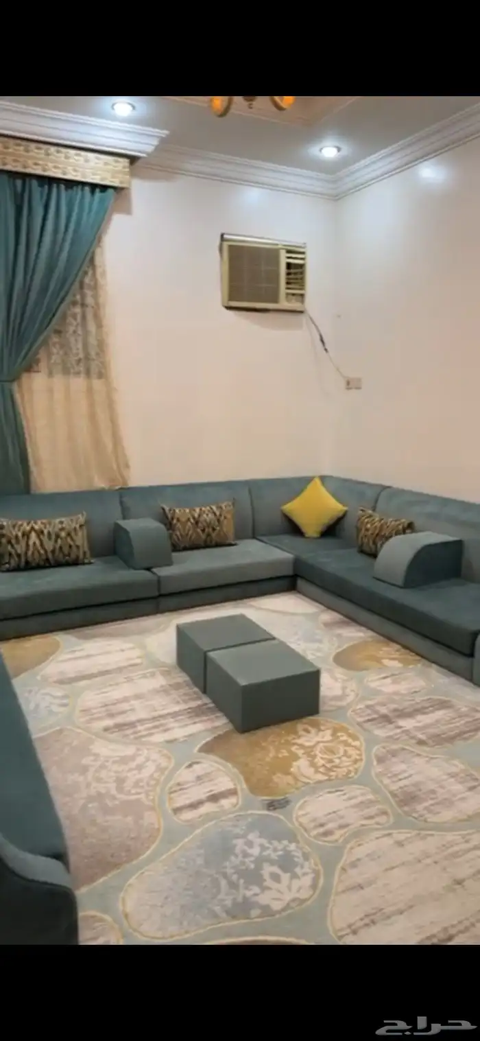 كنب للبيع عل السوم 1