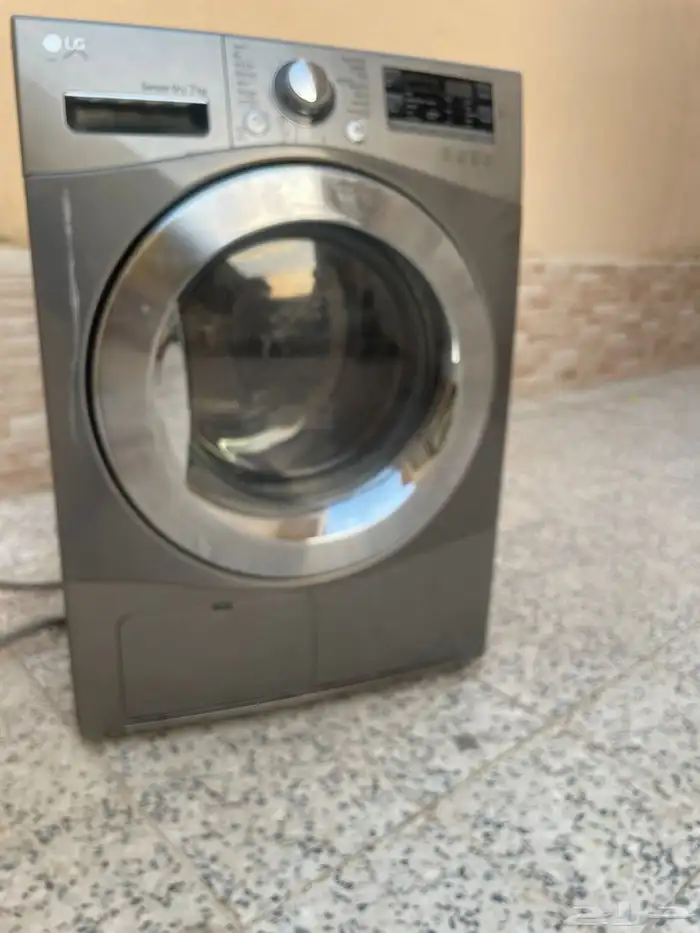 كنب مستعمل للبيع مع نشافه LG 7K 3