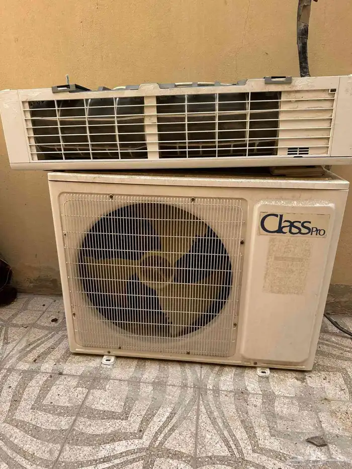 class pro ac everything fine  need gas loded  750 0