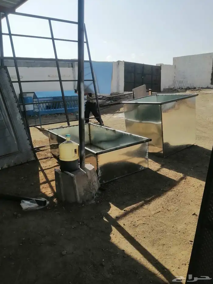 معالف للابل وللغنم وشبوك غرفه وحنفيات خزانات ماء 7