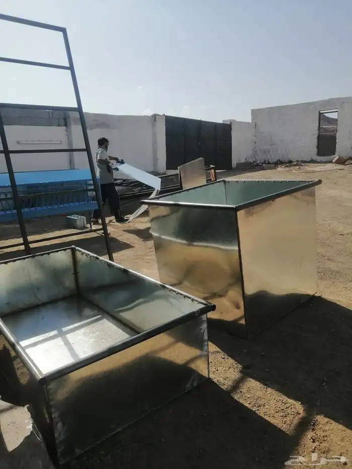 معالف للابل وللغنم وشبوك غرفه وحنفيات خزانات ماء 8