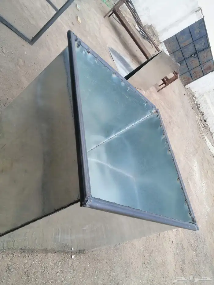 معالف للابل وللغنم وشبوك غرفه وحنفيات خزانات ماء 1