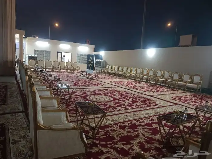 يوجد لدينا كراسي طاولات كنب كراسي ملكي مكيفات 6