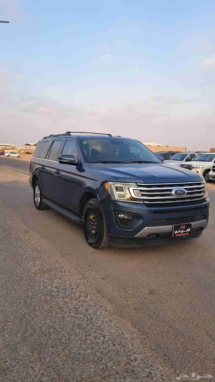 فورد اكسبديشن XLT موديل 2018عداد163الف دبل 2