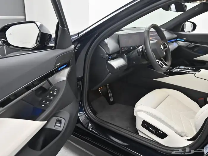 مملوكة لدي العصيمي قيد الشحن  BMW 520imkit 2025 3