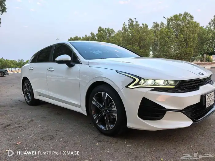 للبيع كيا K5 وارد كوريا بطاقه جمركيه قمه في النظافه 19