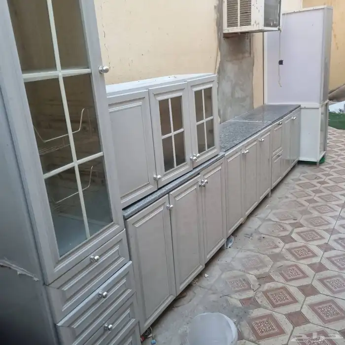 مطبخ شبه الجديد نظيف جدا على الشرط 0