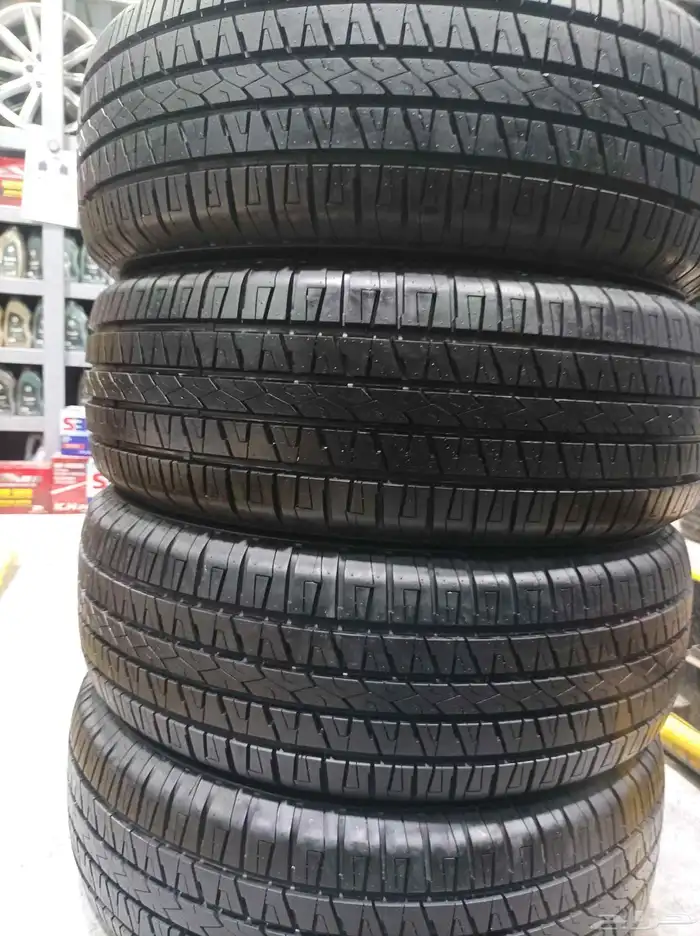طقم كفرات 265 65 18 شبه جديده 1