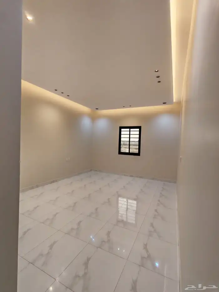 للبيع روف بملحق وبايكه سياره درج داخلي وخارجي شمال الخميس 20