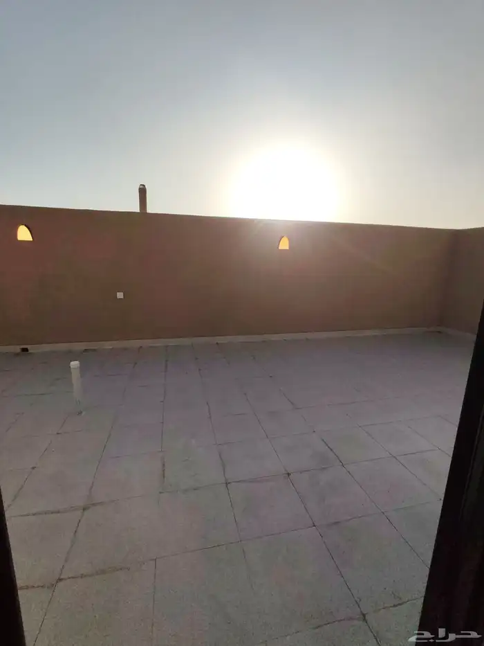 للبيع روف بملحق وبايكه سياره درج داخلي وخارجي شمال الخميس 35