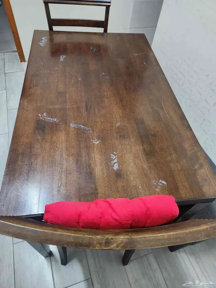 طاولة مع 2 كرسي 1