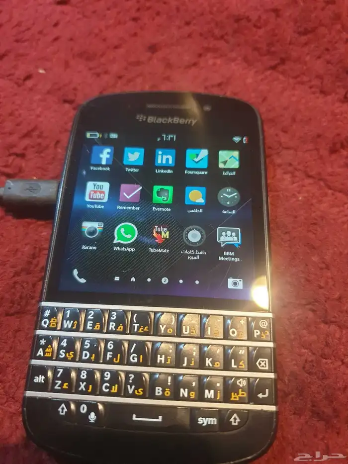بلاك بيري Q10 1