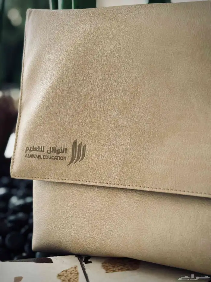 هدايا 8