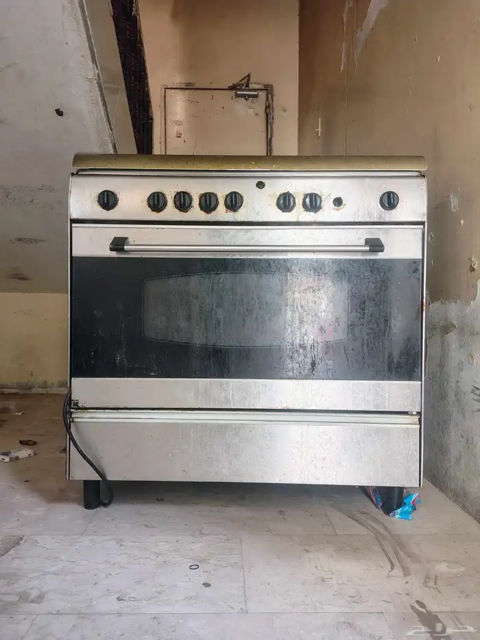 فرن للبيع يبيله تنظيف فقط 2