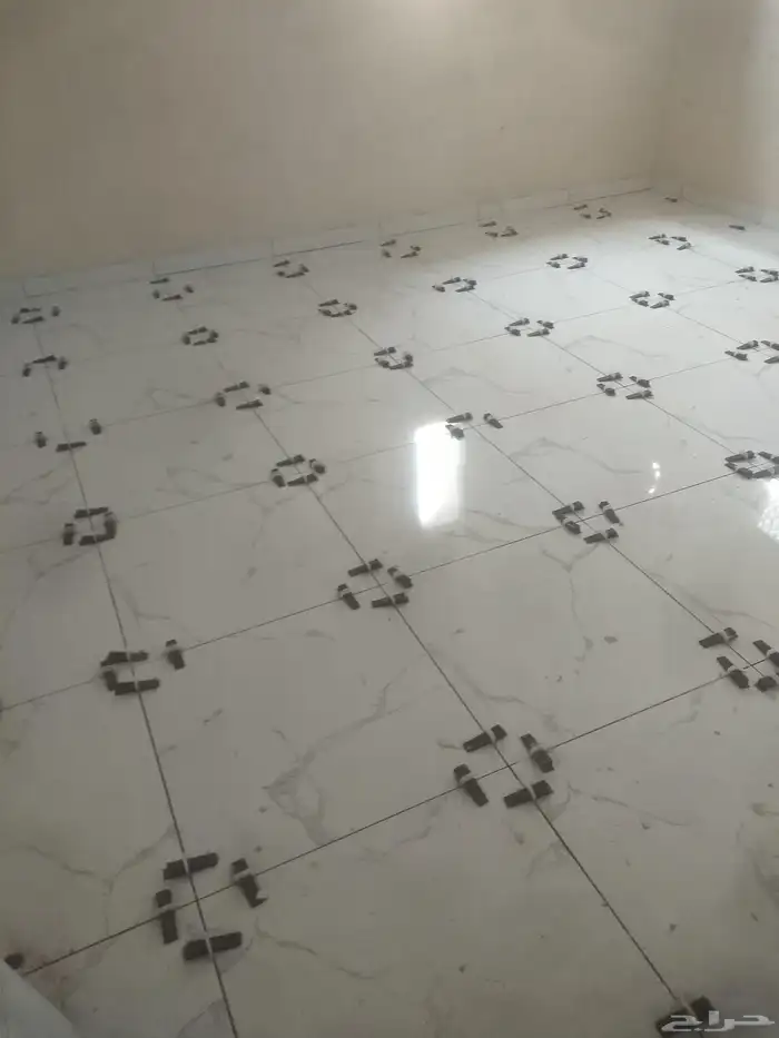 معلم بلاط سيراميك بورسلان 2
