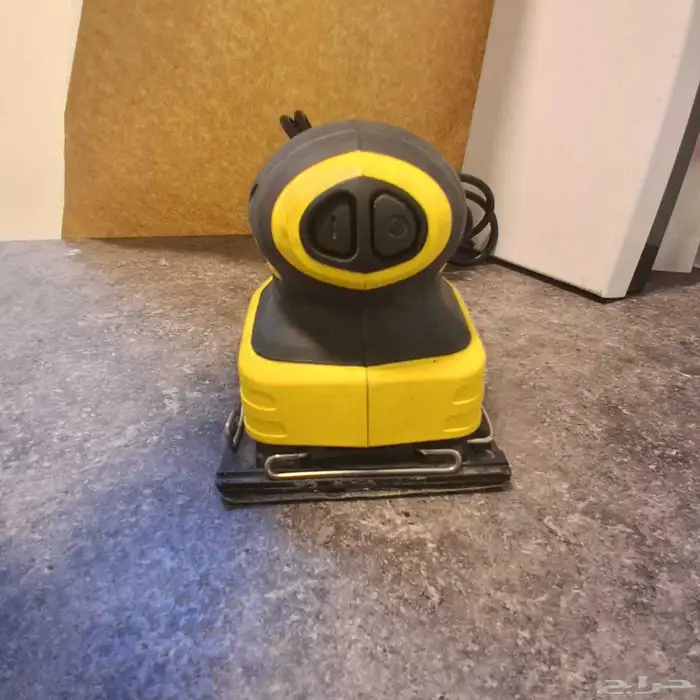 الة صنفرة من ستانلي 220W 5