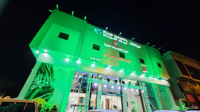 تأجير كشافات إضائات ليوم التائسيس 3