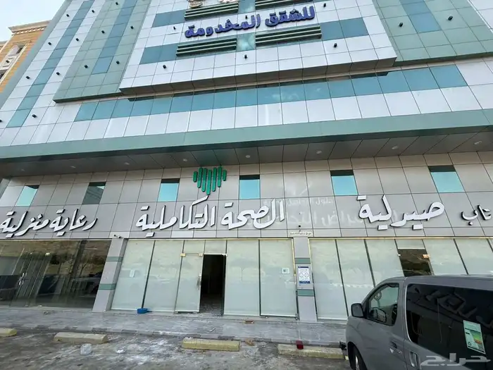 لوحات مضيئه _ حروف بارزة _كلادينج _ بنر _ استيكر 2