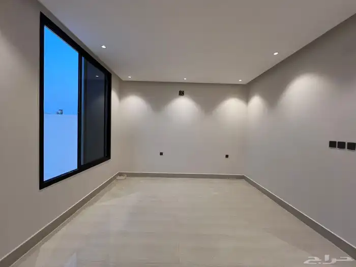 فيلا درج صالة فاخرة 200 متر 3