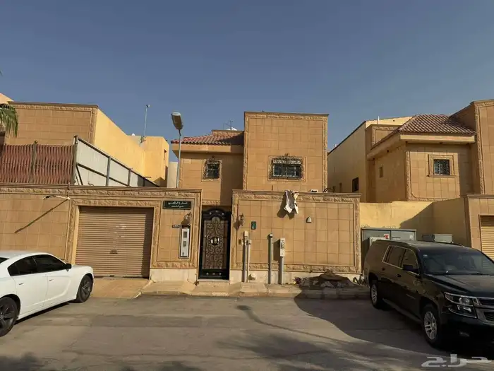 للبيع فيلا حي الياسمين 0