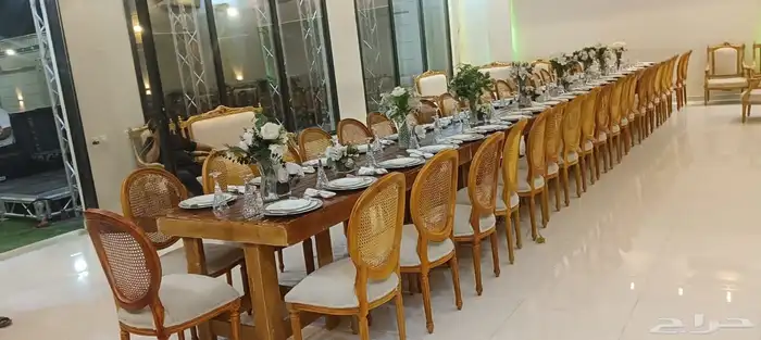 يوجد لدينا كراسي طاولات كنب كراسي ملكي مكيفات 0