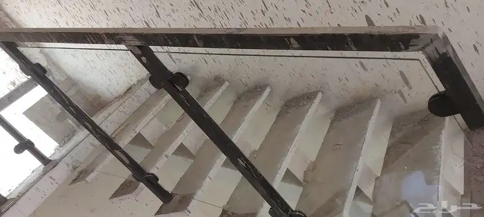 قزاز سيكريت ومرايات واجهات ومكاتب قواطع زجاجيه استركشر 4