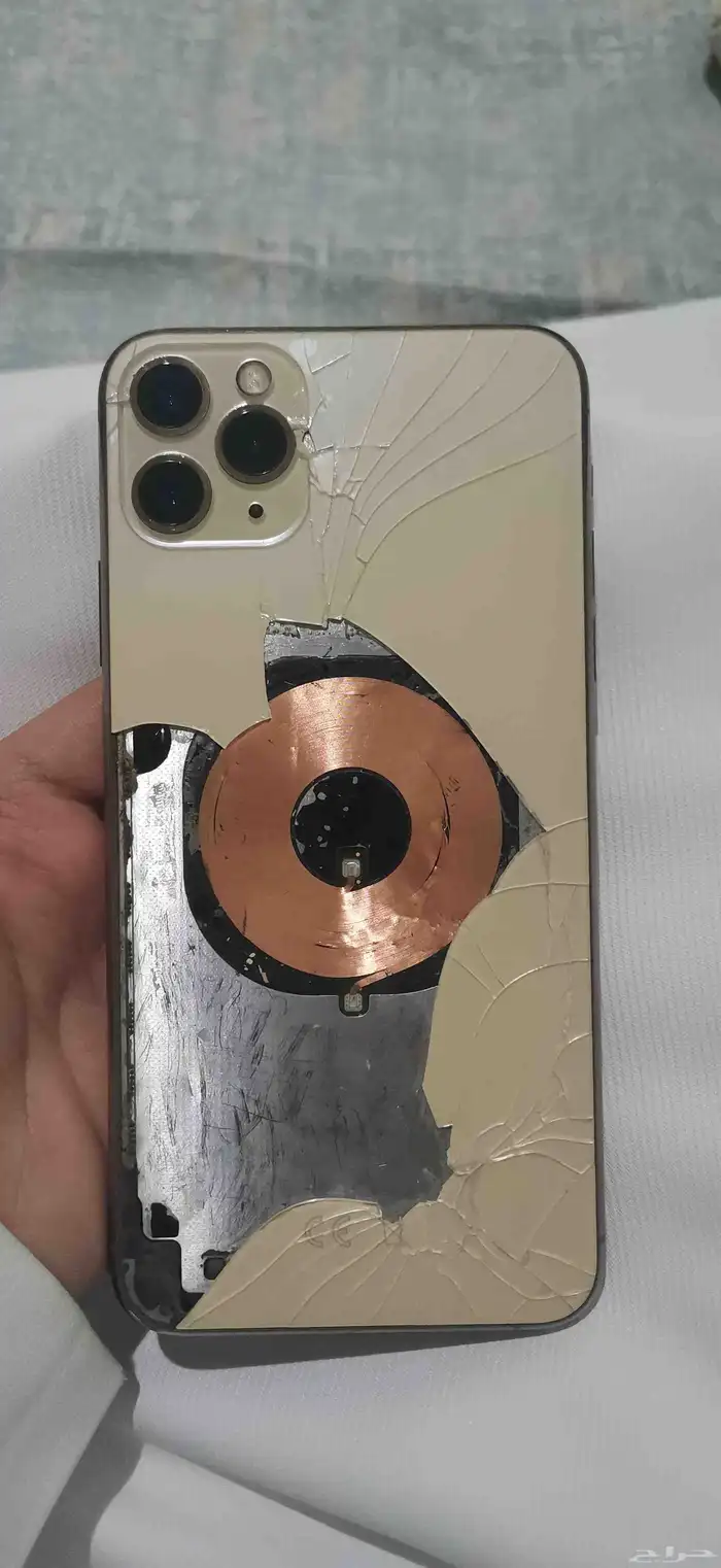 ايفون 11 برو ماكس 1