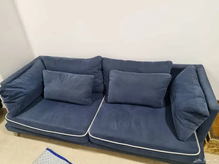 كنب ريش نعامة مريح وعريض عدد 2 بسعر 400 ريال في جدة النزهة 3