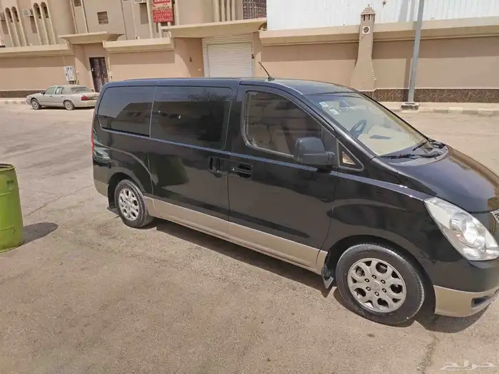 هونداي h1 موديل 2010 اللون اسود ملكي ماشيه 386000 2