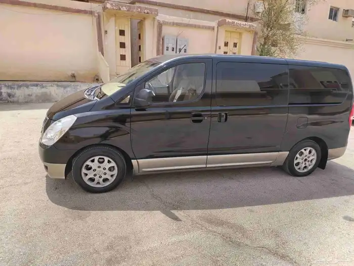 هونداي h1 موديل 2010 اللون اسود ملكي ماشيه 386000 1