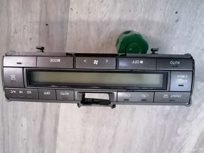 مسجل ومفتاح مكيف لكزس 430 موديل 2001 3