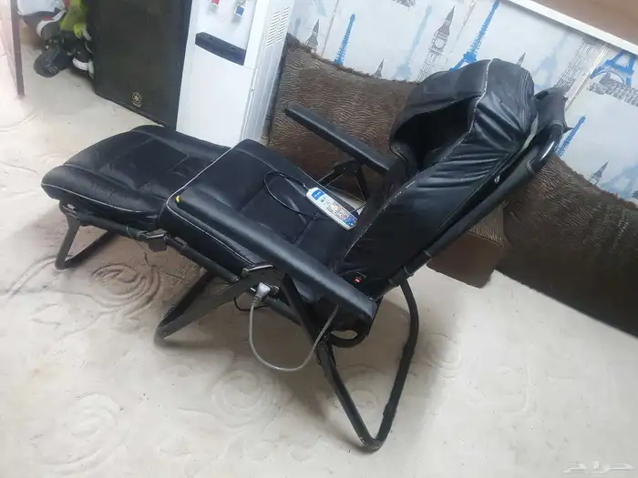للبيع كرسي مساج 4