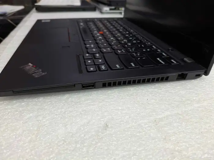 لابتوب لينوفو ثينك باد THINKPAD T14 بحالة ممتازة 5
