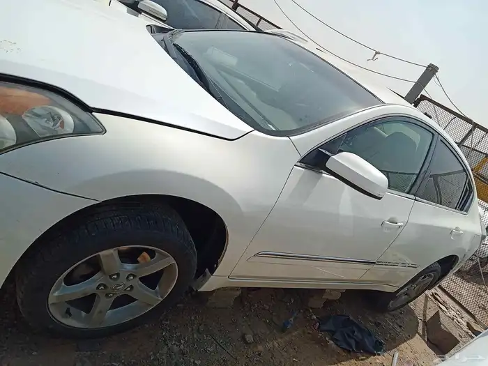تشليح قطع غيار نيسان التيما موديل 2008 2