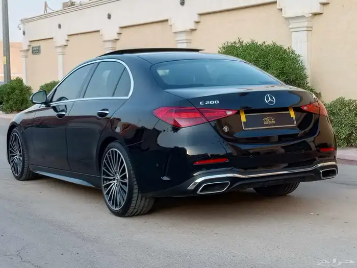 مرسيدس ( 2023 ) C200 فل كامل جفالي نظيف جدا 8