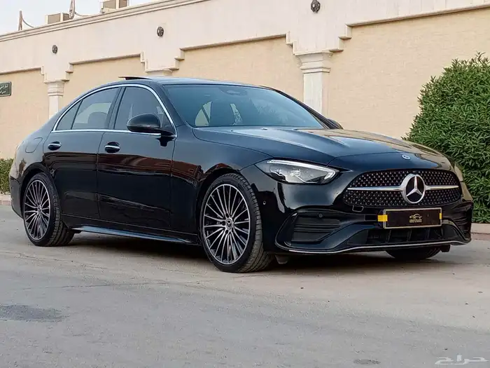 مرسيدس ( 2023 ) C200 فل كامل جفالي نظيف جدا 1