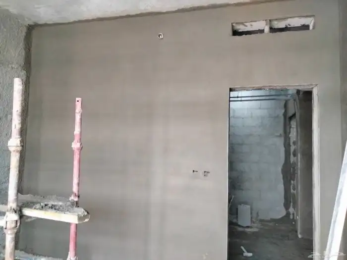 السلام عليكم مليس مصري لجميع اعمال اللياسه واعمال الترميم 0