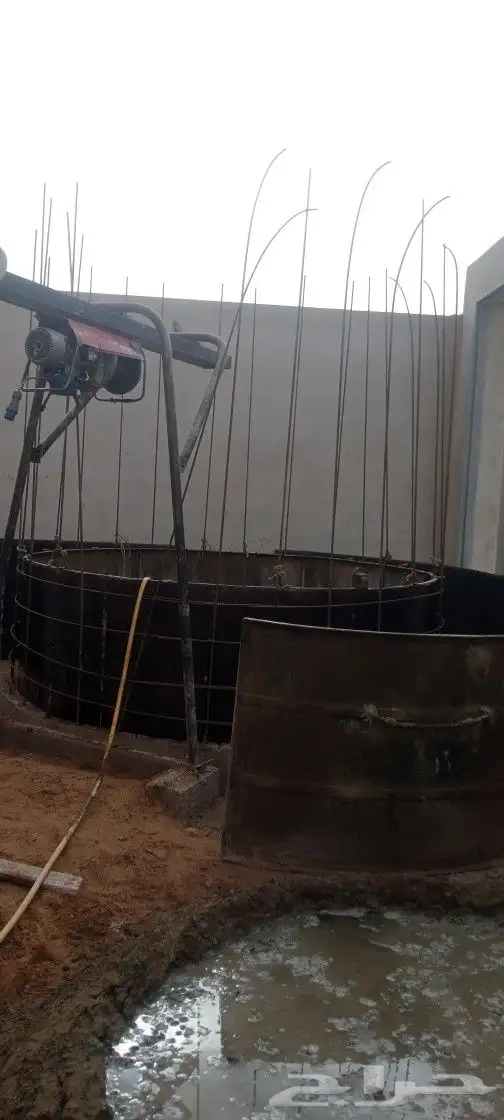 حفار خزان الميا  و بيار  شغل 1