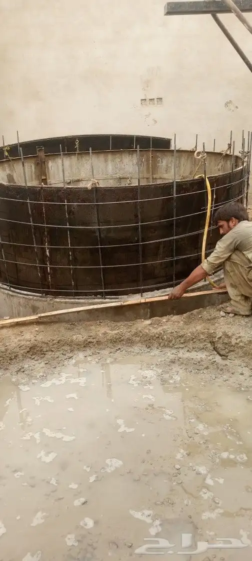 حفار خزان الميا  و بيار  شغل 4