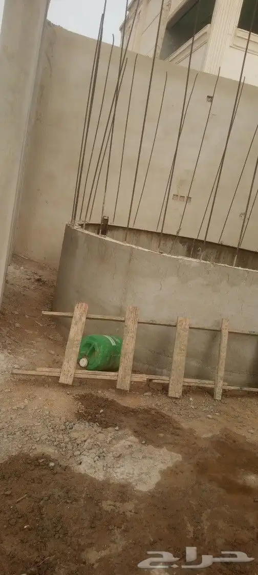 حفار خزان الميا  و بيار  شغل 0