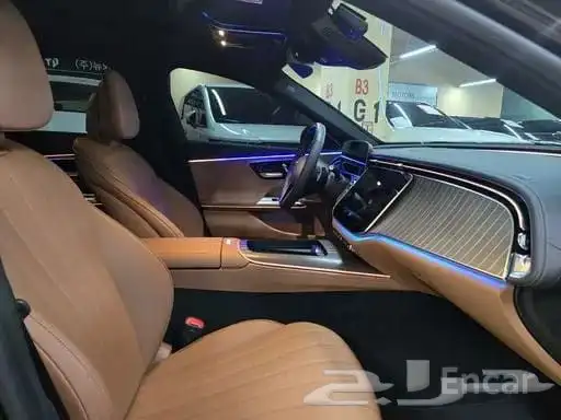 مملوكة لدي العصيمي قيد الشحن  مرسيدس E300 2024 2