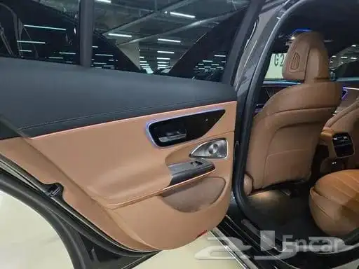 مملوكة لدي العصيمي قيد الشحن  مرسيدس E300 2024 4