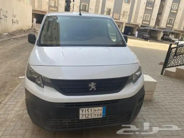 للبيع بيجو بارتنر موديل 2023 3
