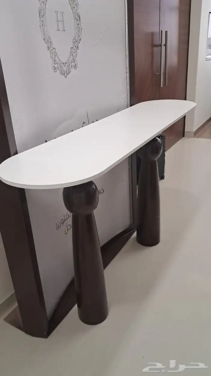 يوجد لدينا كراسي طاولات كنب كراسي ملكي مكيفات 8