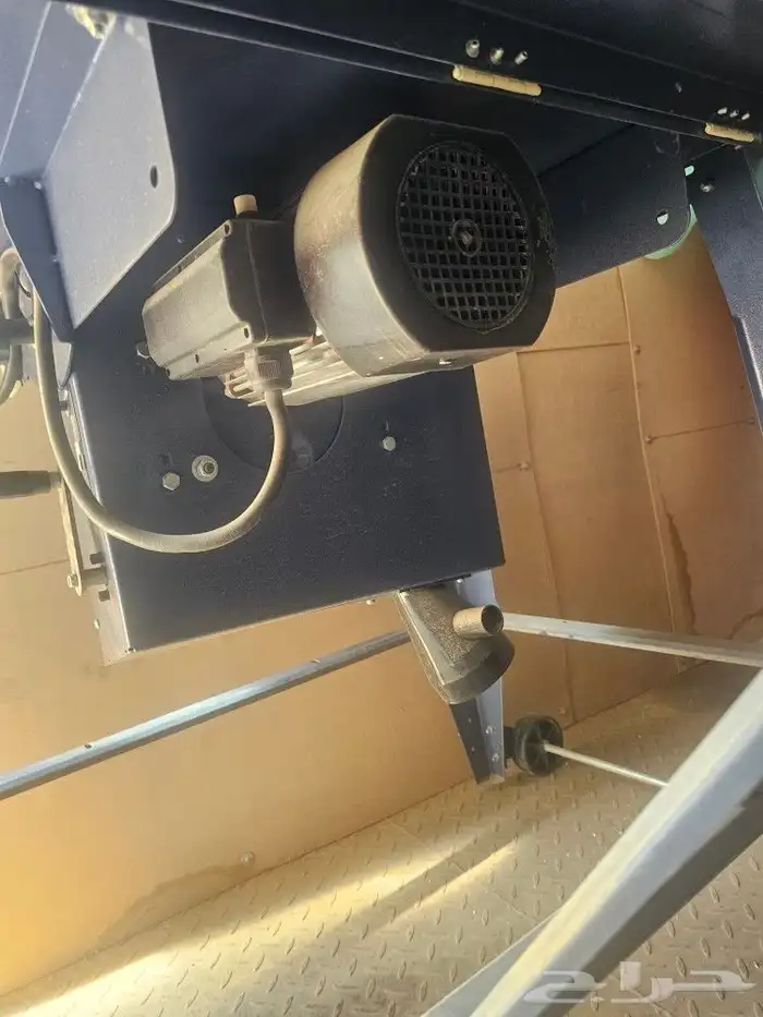 منشار خشب كهربائي طاوله table saw للبيع شبه جديد 3